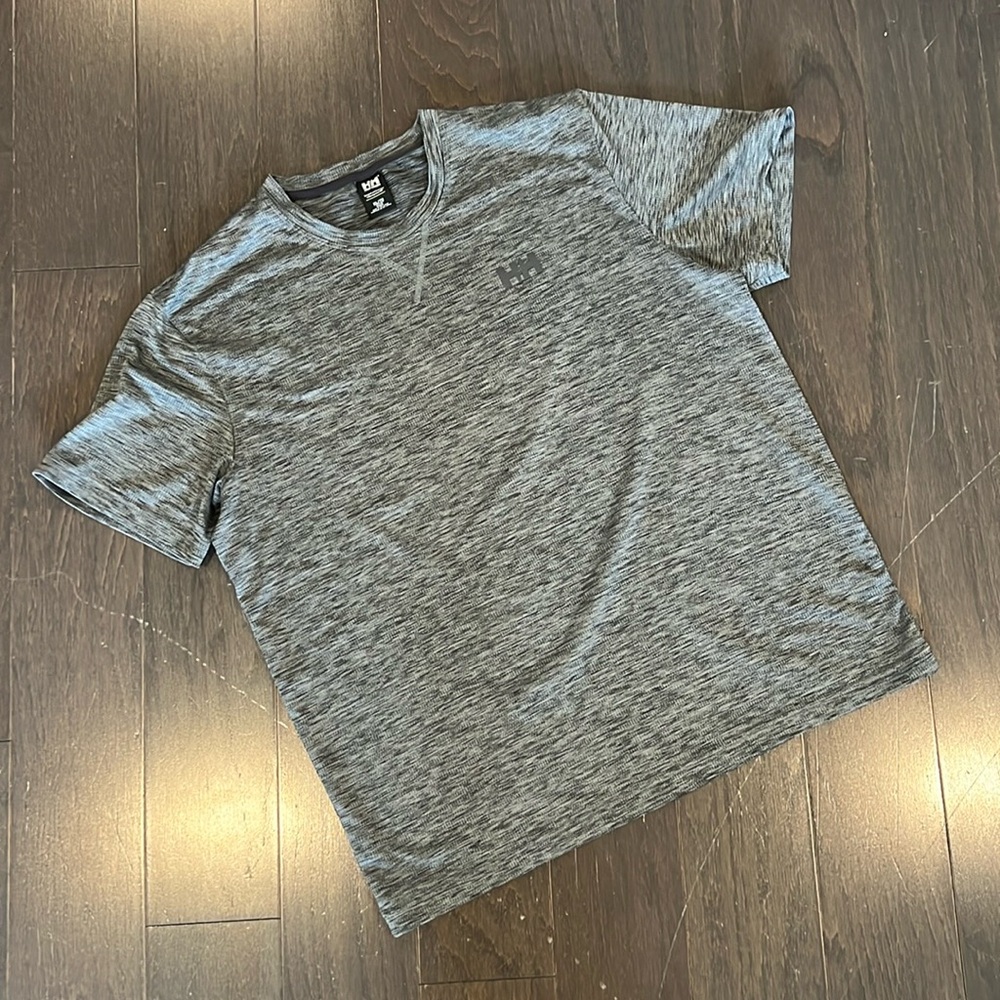 Helly Hansen heathered short sleeve t shirt